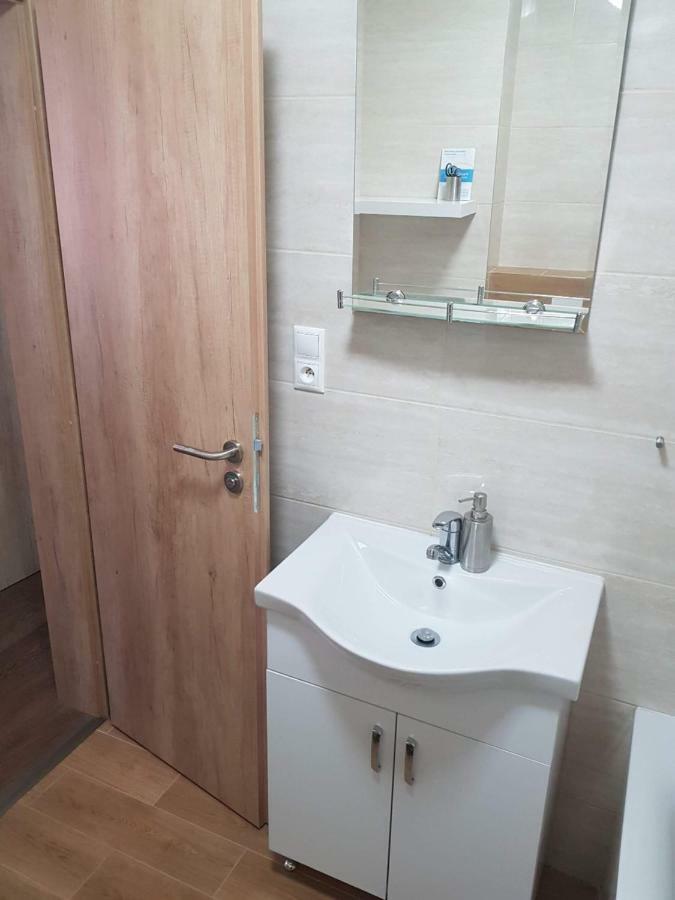 VIP Apartmány Žabník Prievidza Esterno foto
