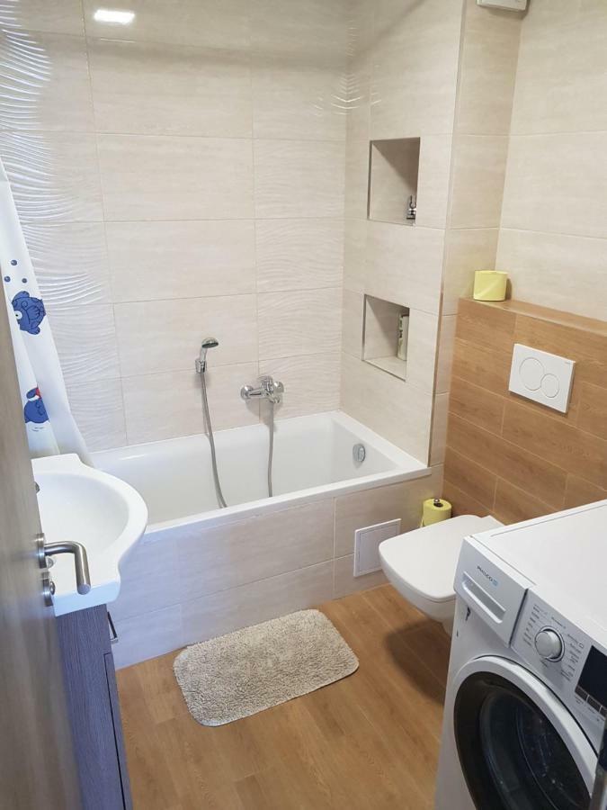 VIP Apartmány Žabník Prievidza Esterno foto