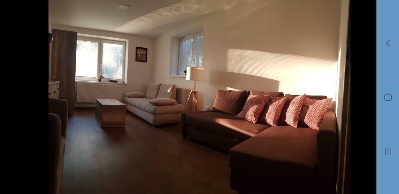 VIP Apartmány Žabník Prievidza Esterno foto